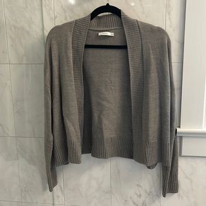 Aritzia Talula boxy cardigan - size xxs/xs